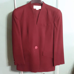 Jacket w front pleat pant